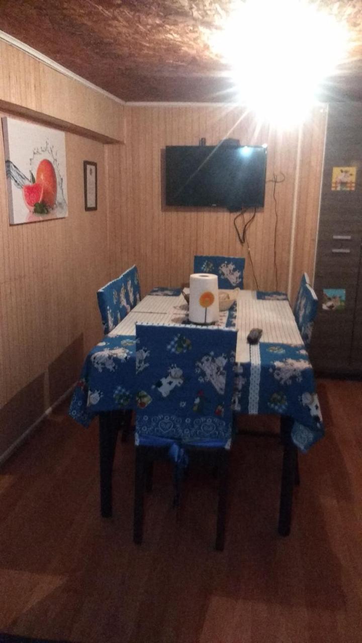 "Mi Hostal Tu Casa" Hostal Familiar Solo Empresas, Turistas Y Viajeros Espacio Para Bicicletas Y Motos ปวยร์โตมอนต์ ภายนอก รูปภาพ
